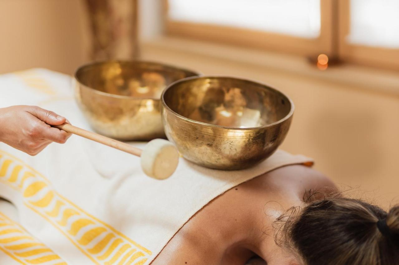 Sonnenhotel Adler Spa & Nature Adults Only Villandro Exteriör bild