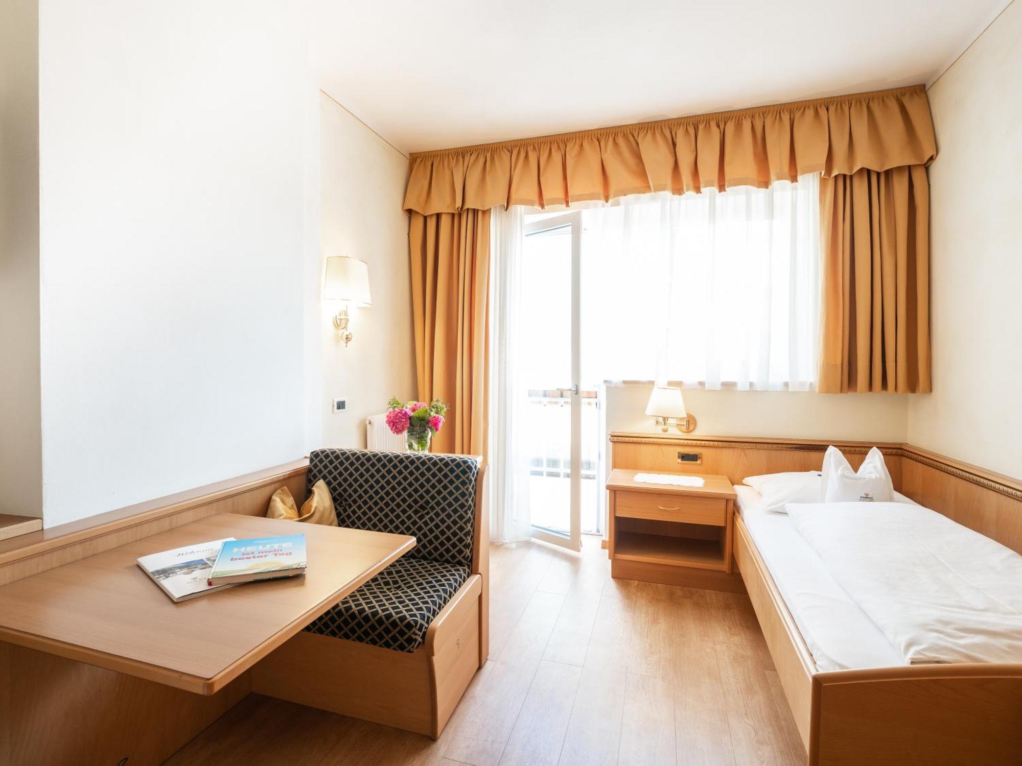 Sonnenhotel Adler Spa & Nature Adults Only Villandro Exteriör bild