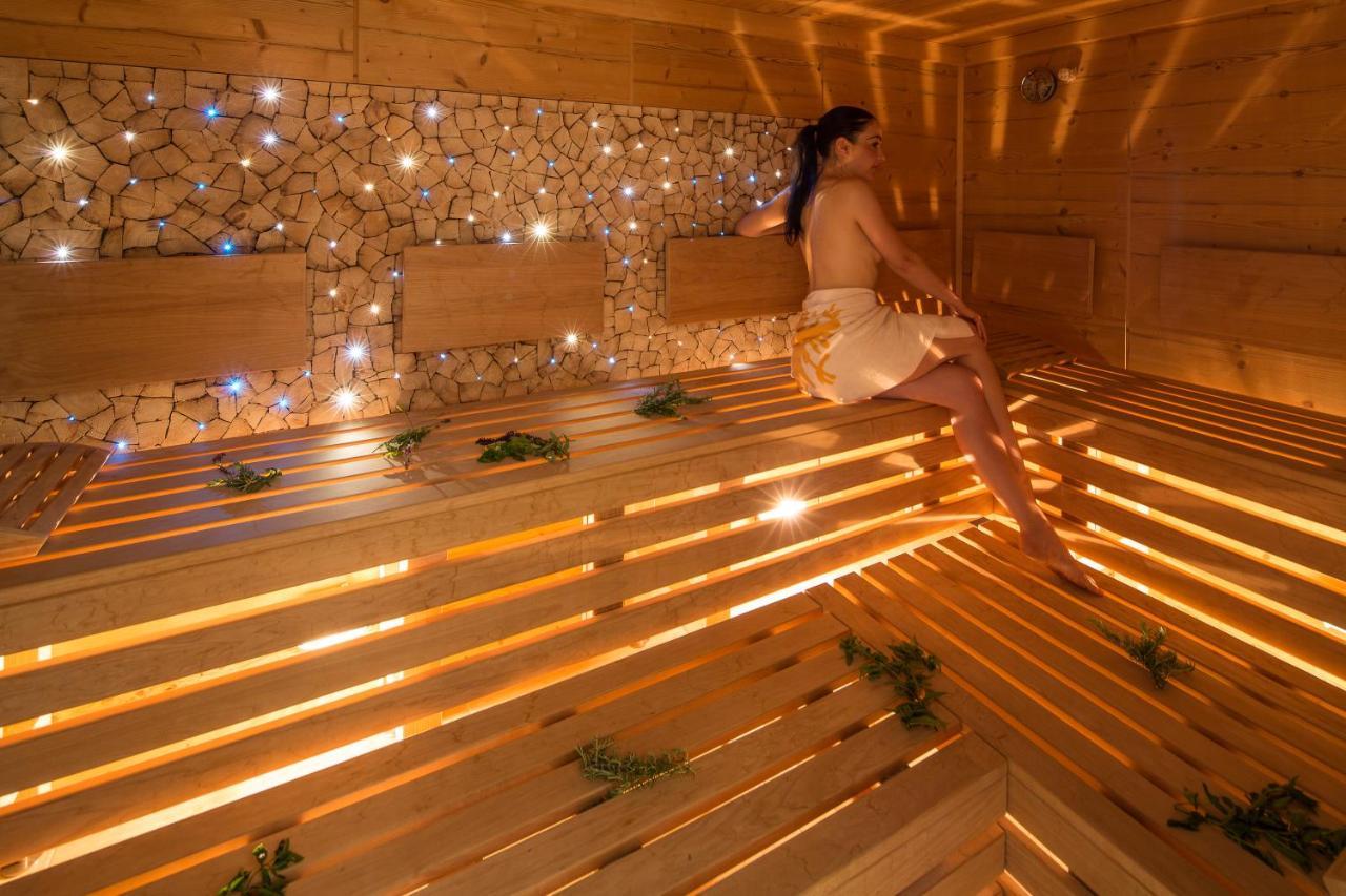 Sonnenhotel Adler Spa & Nature Adults Only Villandro Exteriör bild